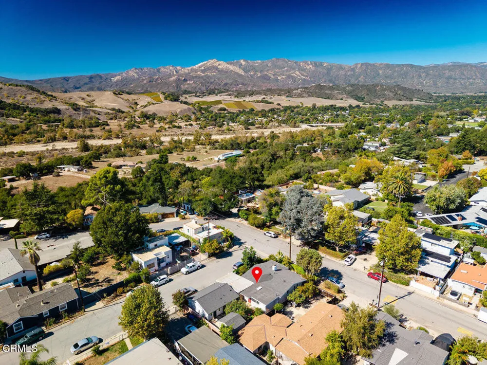 386 Larmier Avenue Oak View, CA 93022