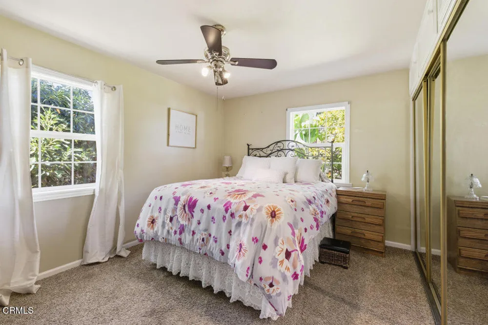 386 Larmier Avenue Oak View, CA 93022