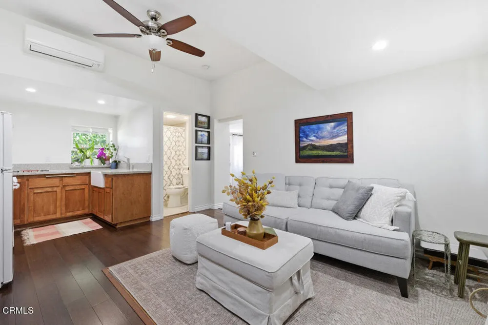 386 Larmier Avenue Oak View, CA 93022