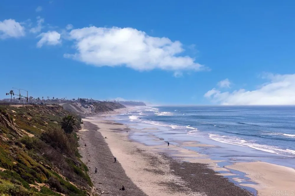 2652 Allium Way Carlsbad, CA 92008