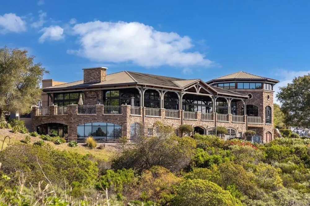 2652 Allium Way Carlsbad, CA 92008