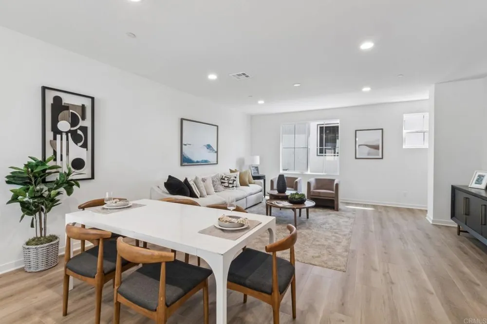2652 Allium Way Carlsbad, CA 92008