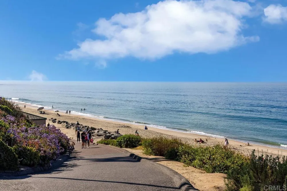 2652 Allium Way Carlsbad, CA 92008