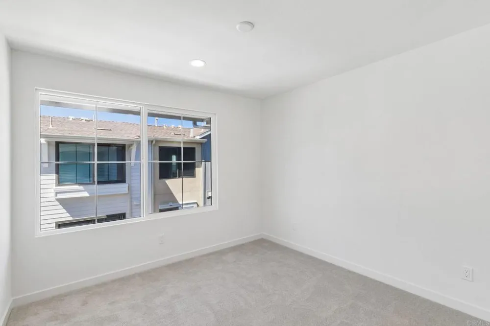 2652 Allium Way Carlsbad, CA 92008