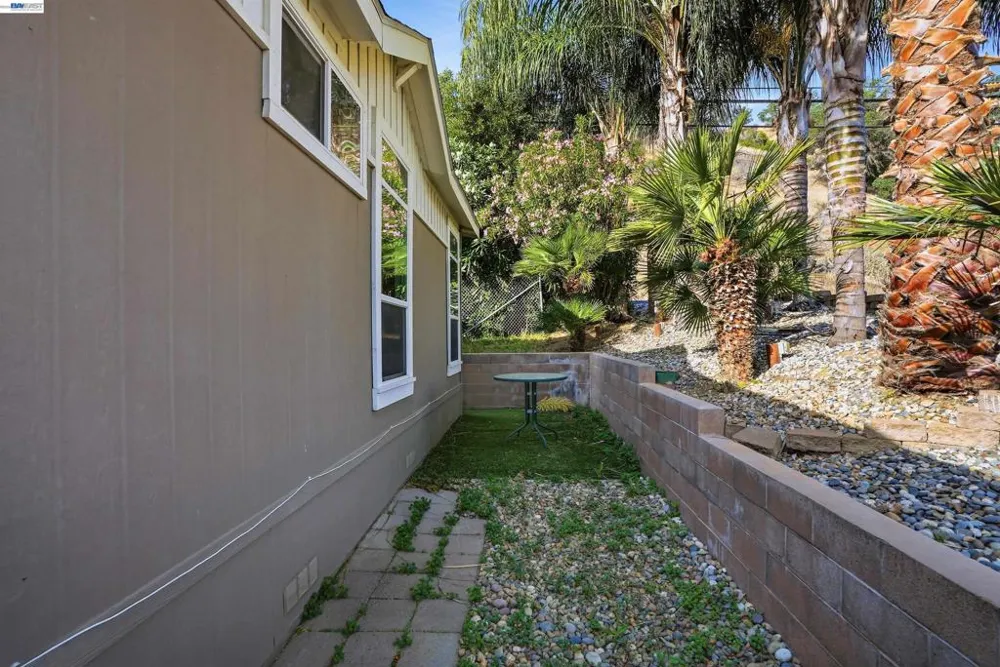 16711 Marsh Creek Rd #SPC 1 Clayton, CA 94517