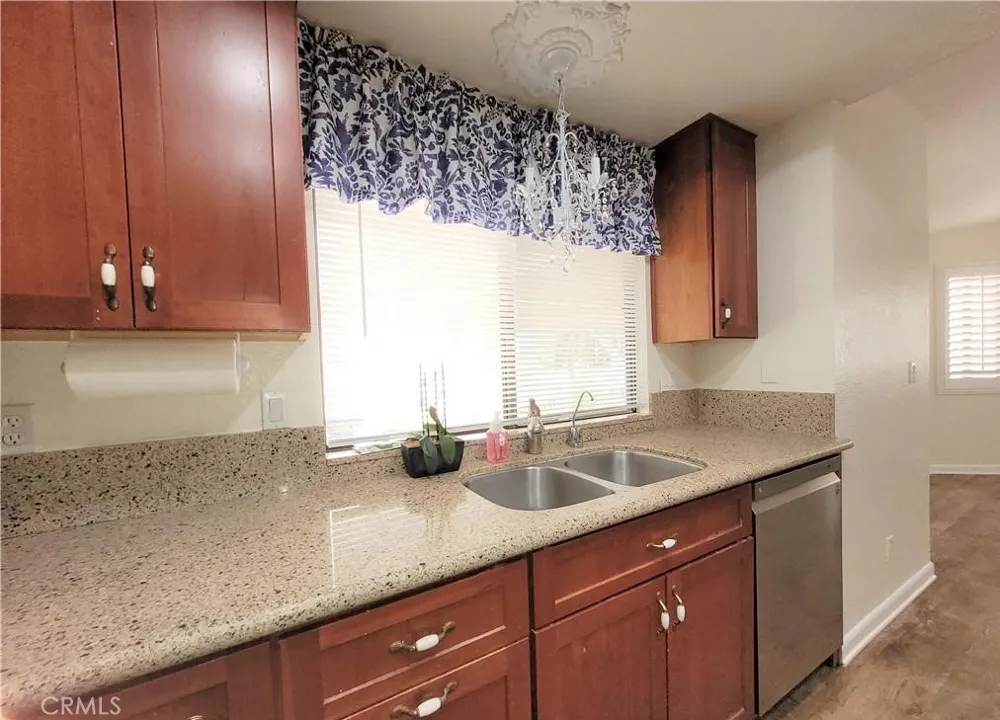 2624 Beech Tree Hemet, CA 92545