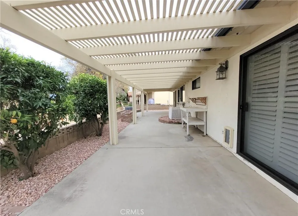 2624 Beech Tree Hemet, CA 92545
