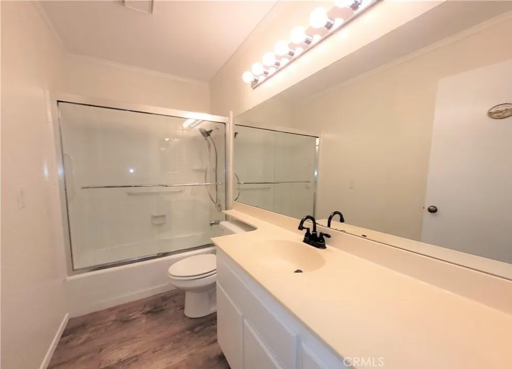 2624 Beech Tree Hemet, CA 92545