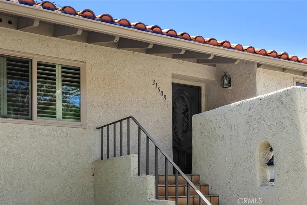 31508 W Nine Laguna Niguel, CA 92677