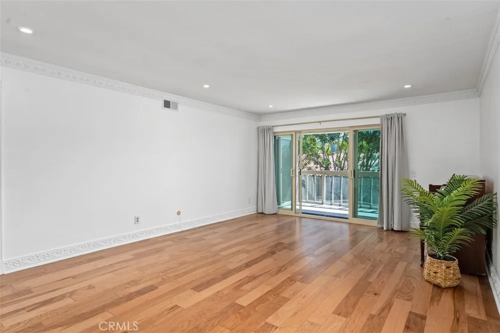 31508 W Nine Laguna Niguel, CA 92677