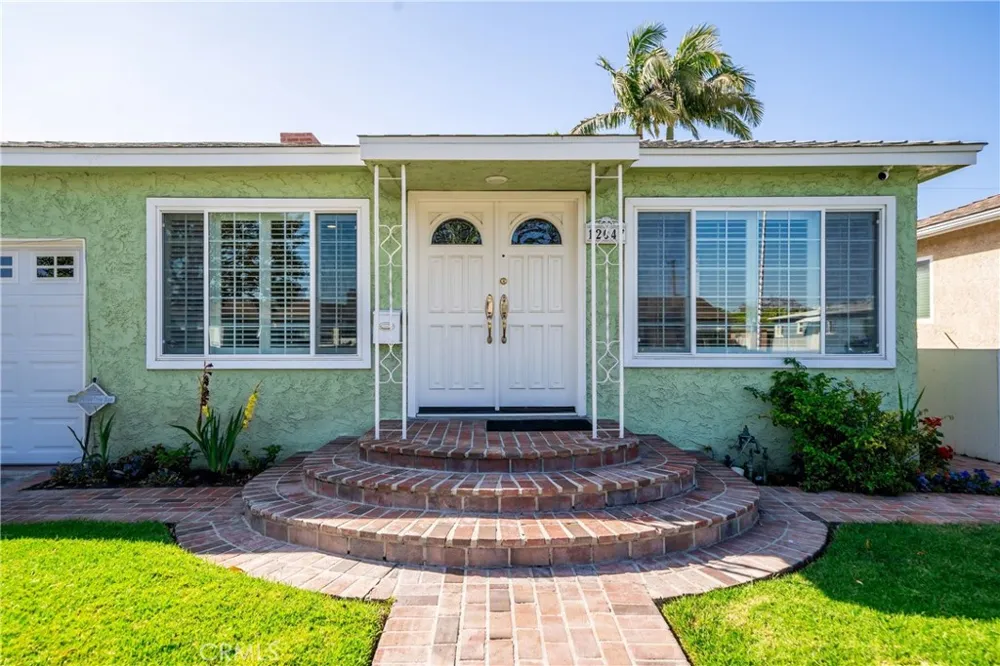 12047 Hammack Culver City, CA 90230