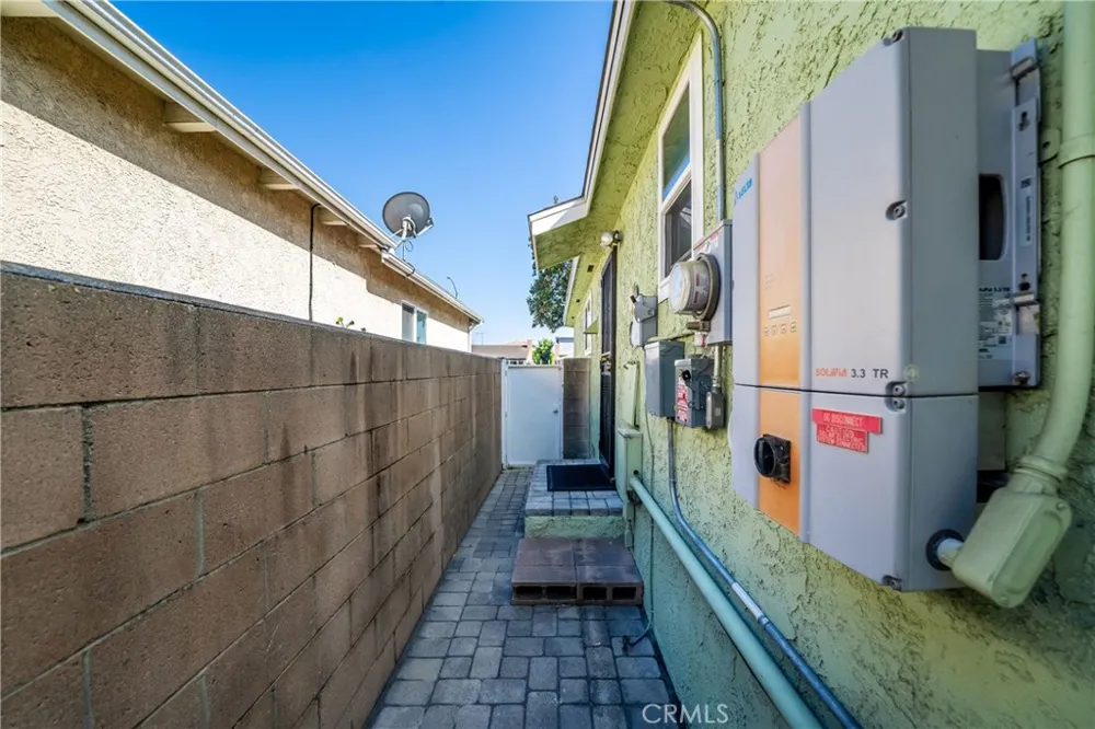 12047 Hammack Culver City, CA 90230