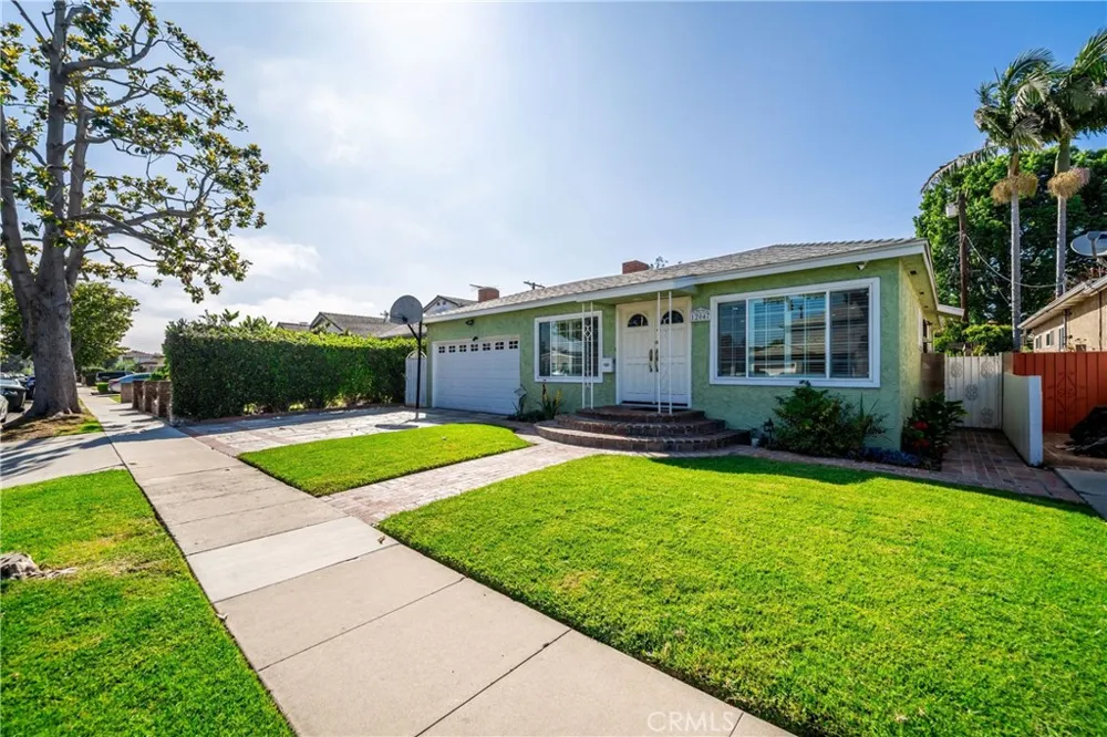 12047 Hammack Culver City, CA 90230