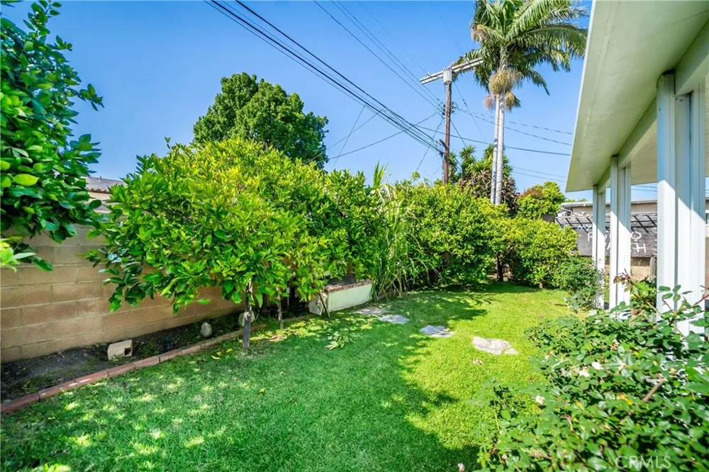 12047 Hammack Culver City, CA 90230