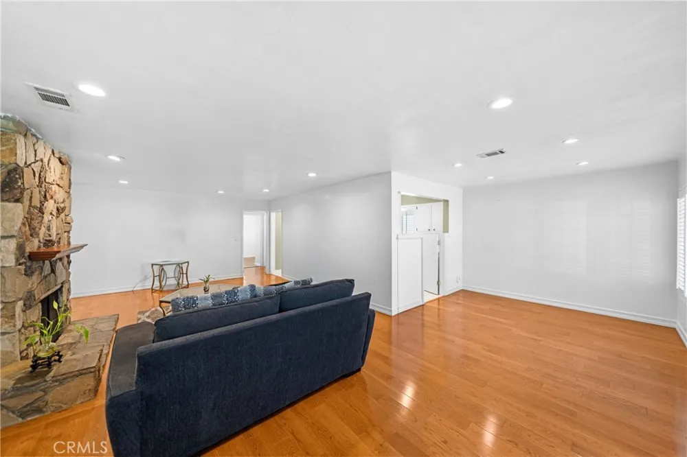 12047 Hammack Culver City, CA 90230