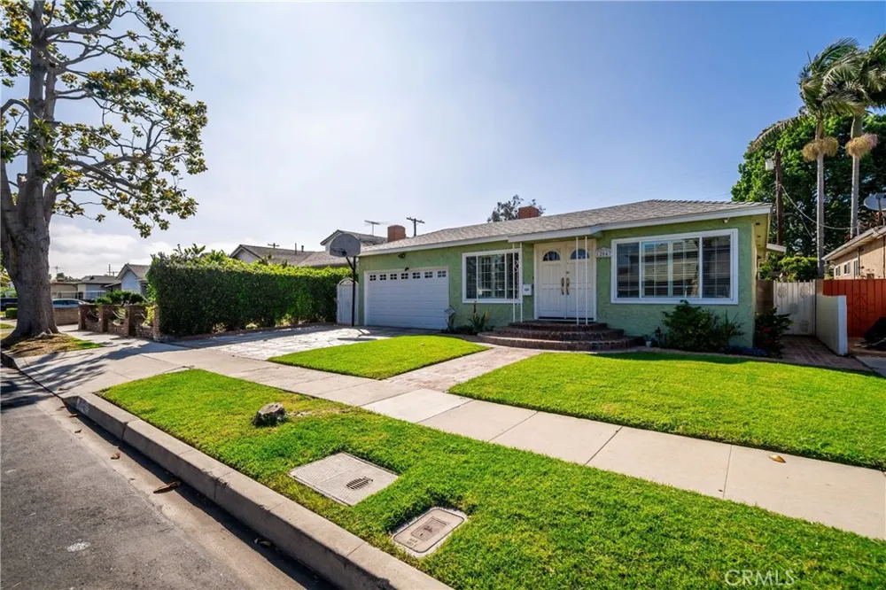 12047 Hammack Culver City, CA 90230