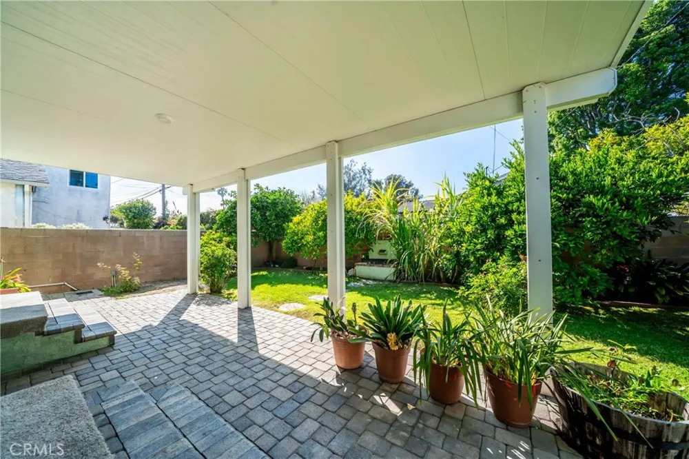 12047 Hammack Culver City, CA 90230