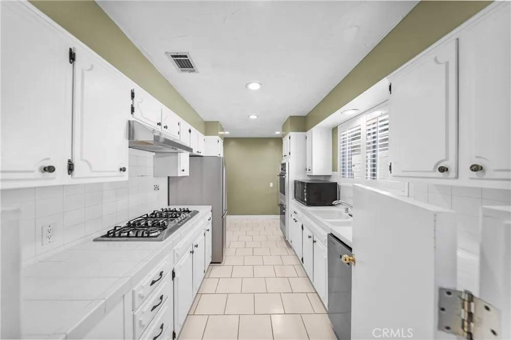 12047 Hammack Culver City, CA 90230