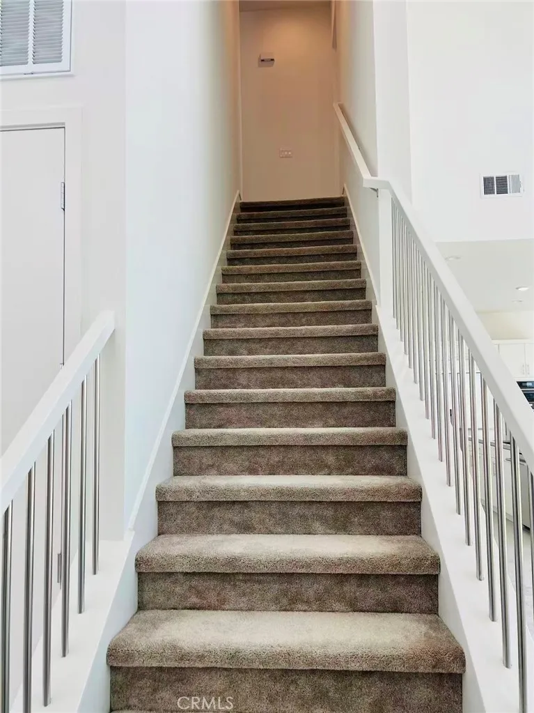 285 Remy Ln Montebello, CA 90640