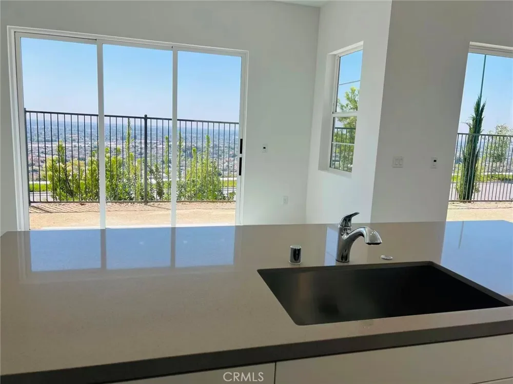 285 Remy Ln Montebello, CA 90640