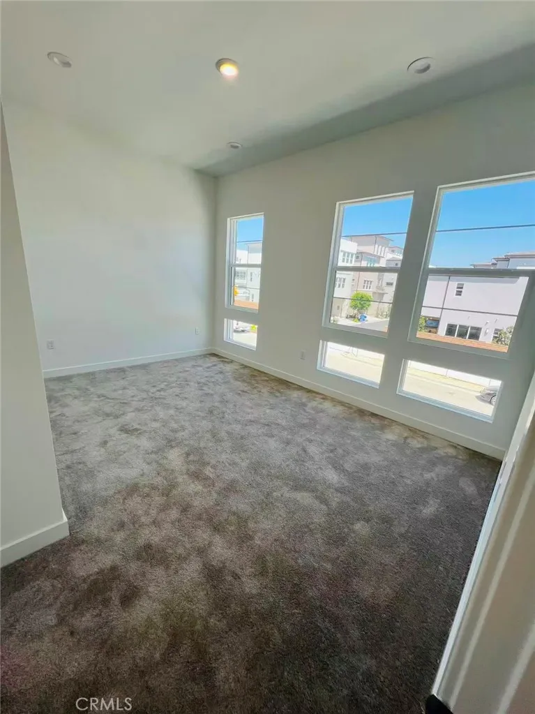 285 Remy Ln Montebello, CA 90640