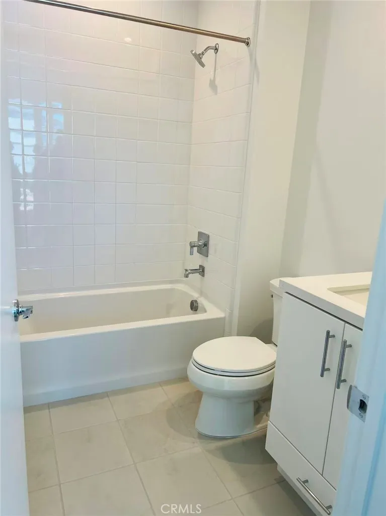 285 Remy Ln Montebello, CA 90640