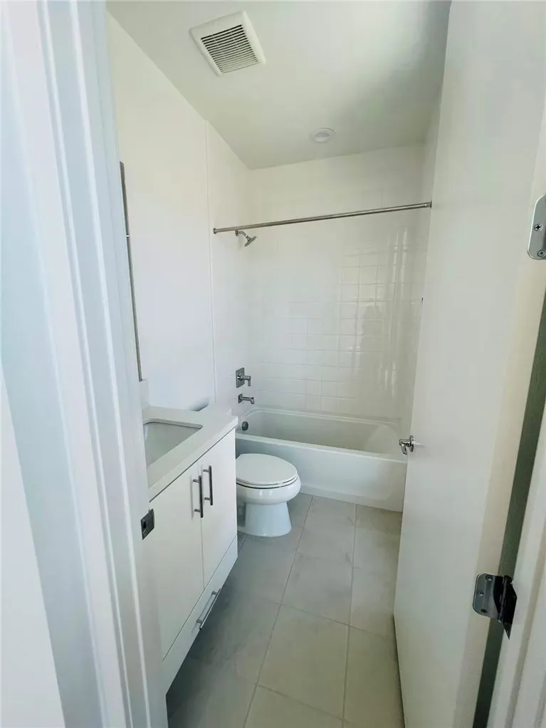 285 Remy Ln Montebello, CA 90640