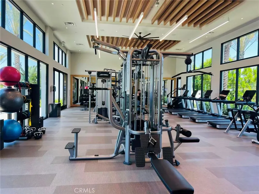 285 Remy Ln Montebello, CA 90640