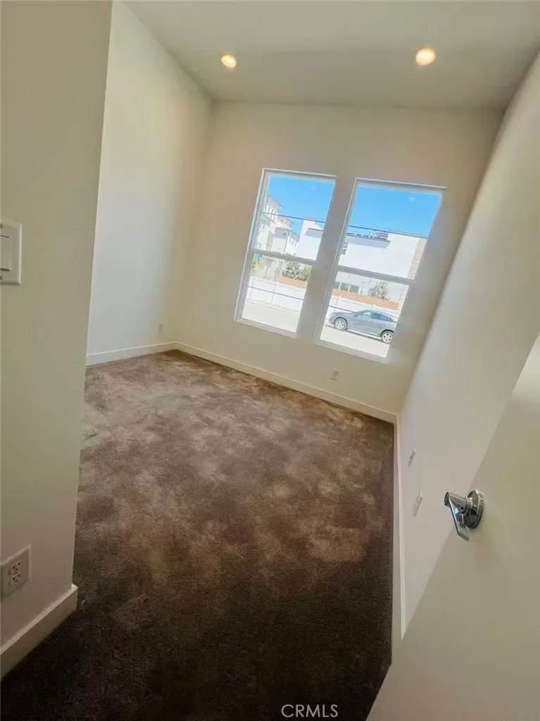 285 Remy Ln Montebello, CA 90640