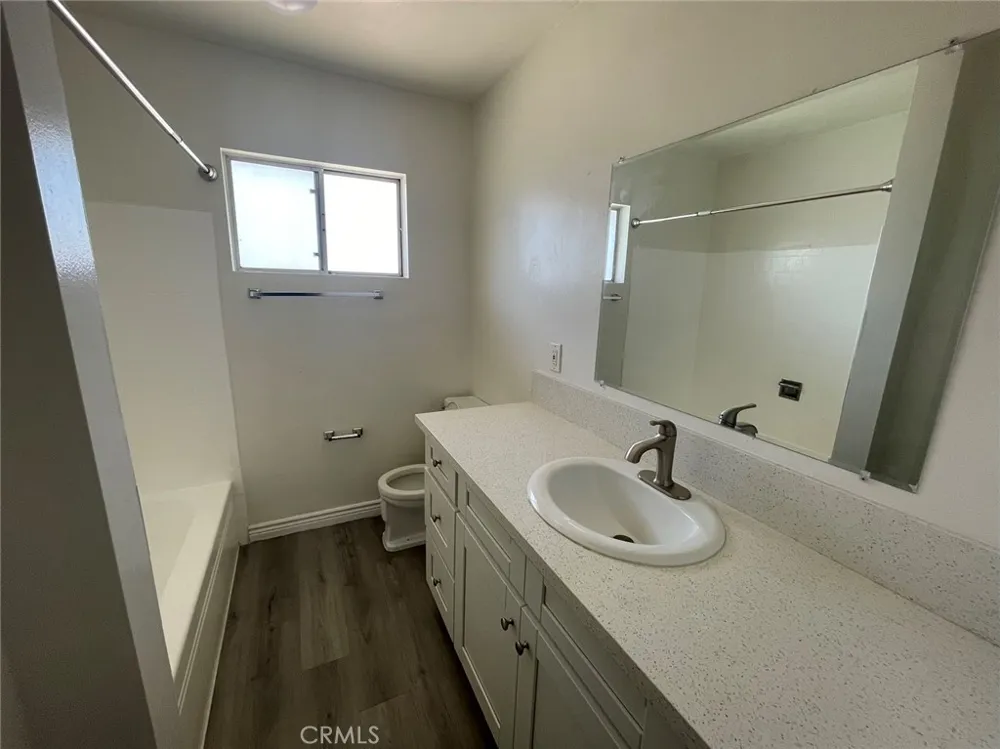 826 Barranca Covina, CA 91723