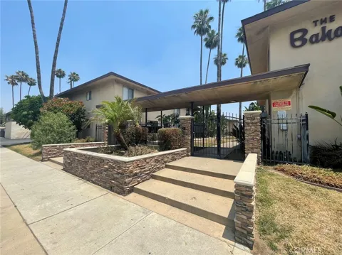 826 Barranca