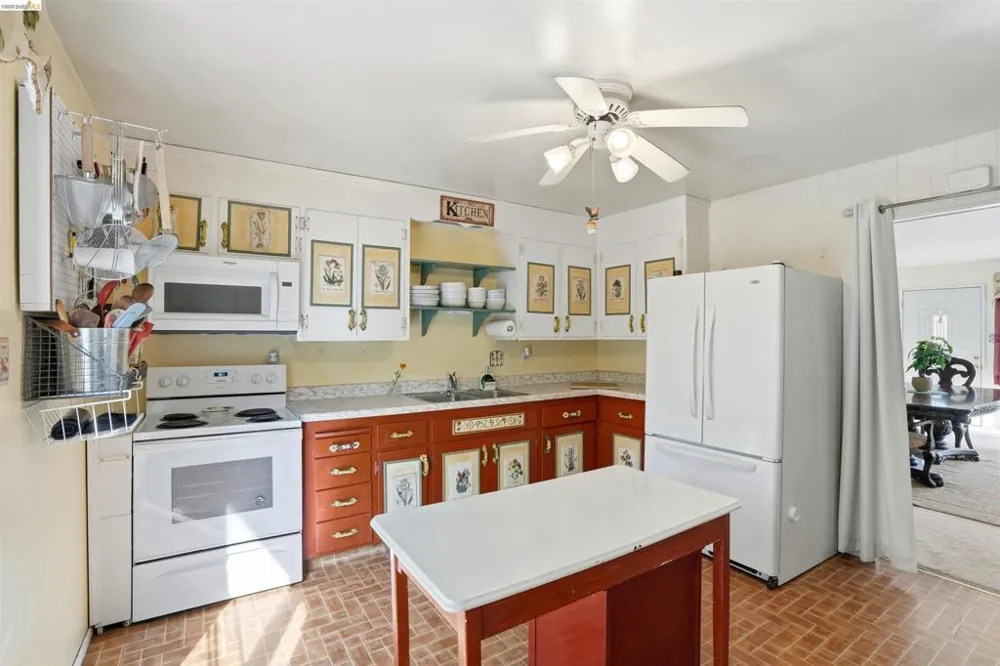 209 Honey Ln Oakley, CA 94561
