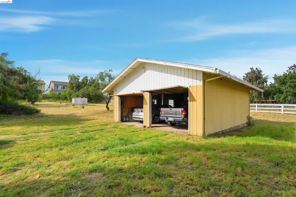 209 Honey Ln Oakley, CA 94561