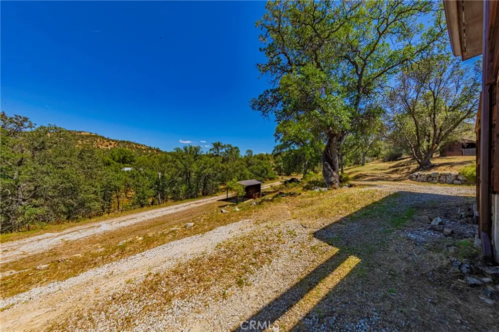 32774 Road 400 Coarsegold, CA 93614