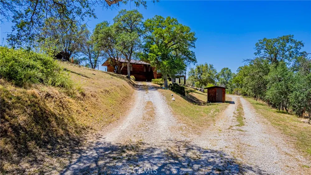 32774 Road 400 Coarsegold, CA 93614
