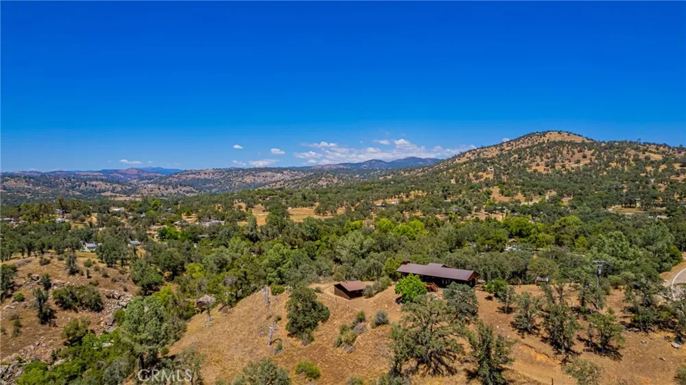 32774 Road 400 Coarsegold, CA 93614