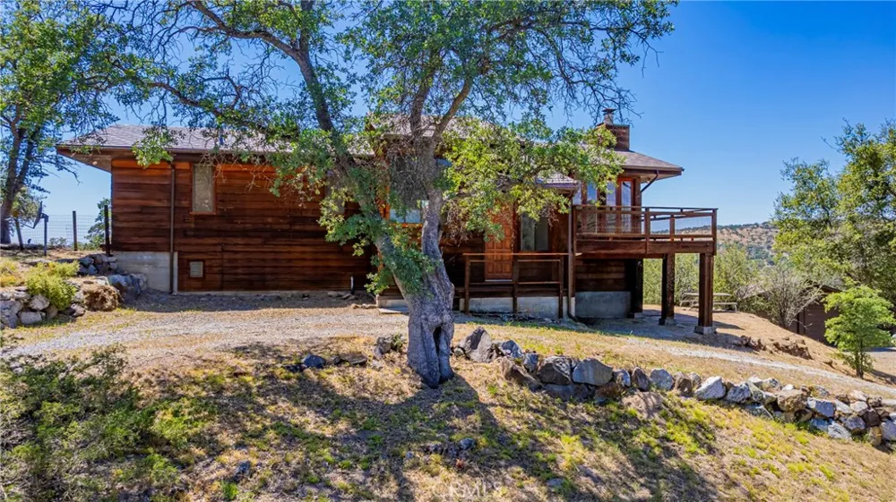 32774 Road 400 Coarsegold, CA 93614