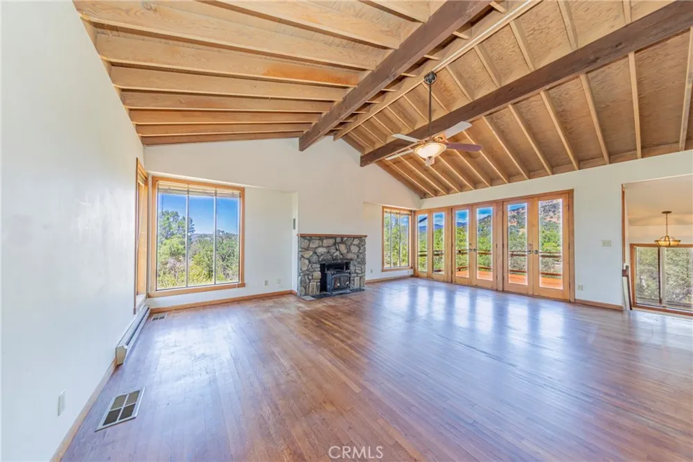 32774 Road 400 Coarsegold, CA 93614