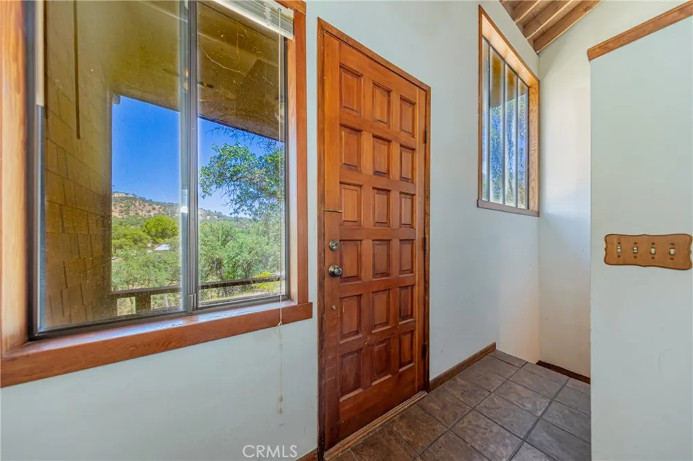 32774 Road 400 Coarsegold, CA 93614