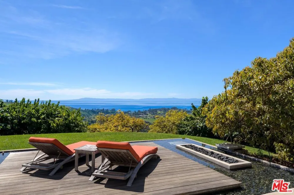 7401 Shepard Mesa Road Carpinteria, CA 93013