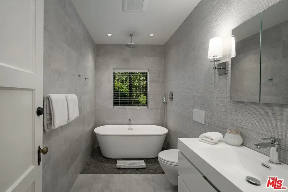 7401 Shepard Mesa Road Carpinteria, CA 93013