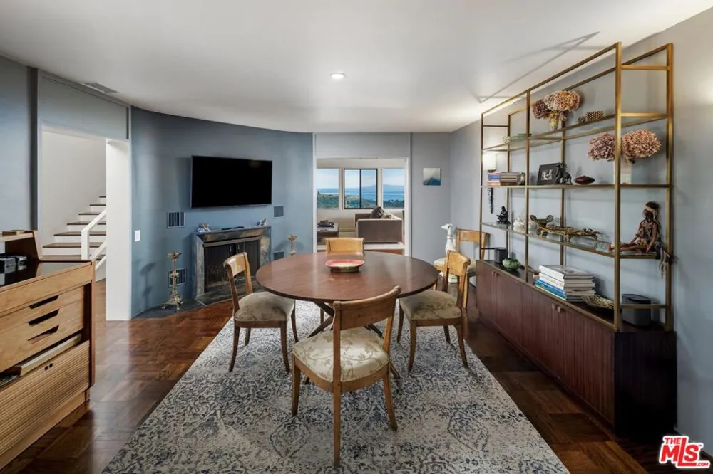 7401 Shepard Mesa Road Carpinteria, CA 93013