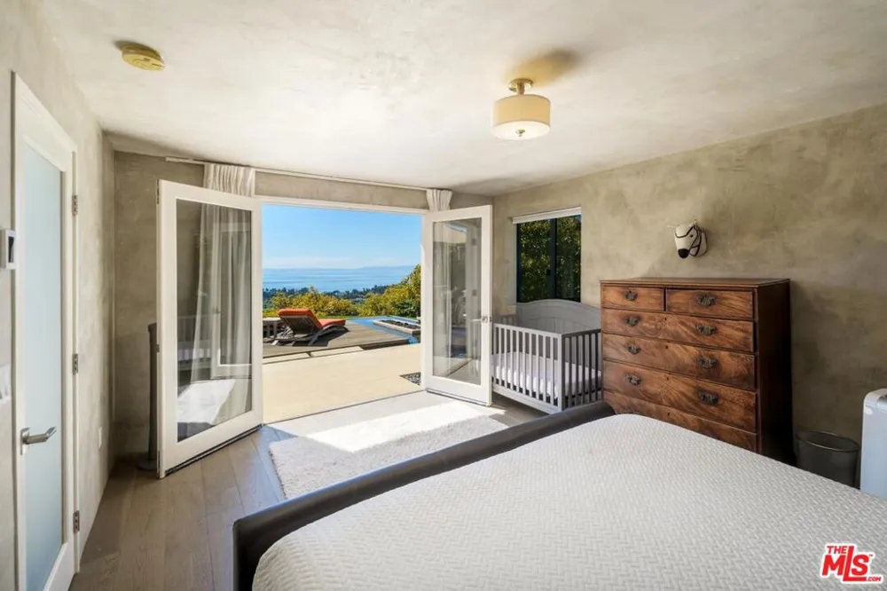 7401 Shepard Mesa Road Carpinteria, CA 93013