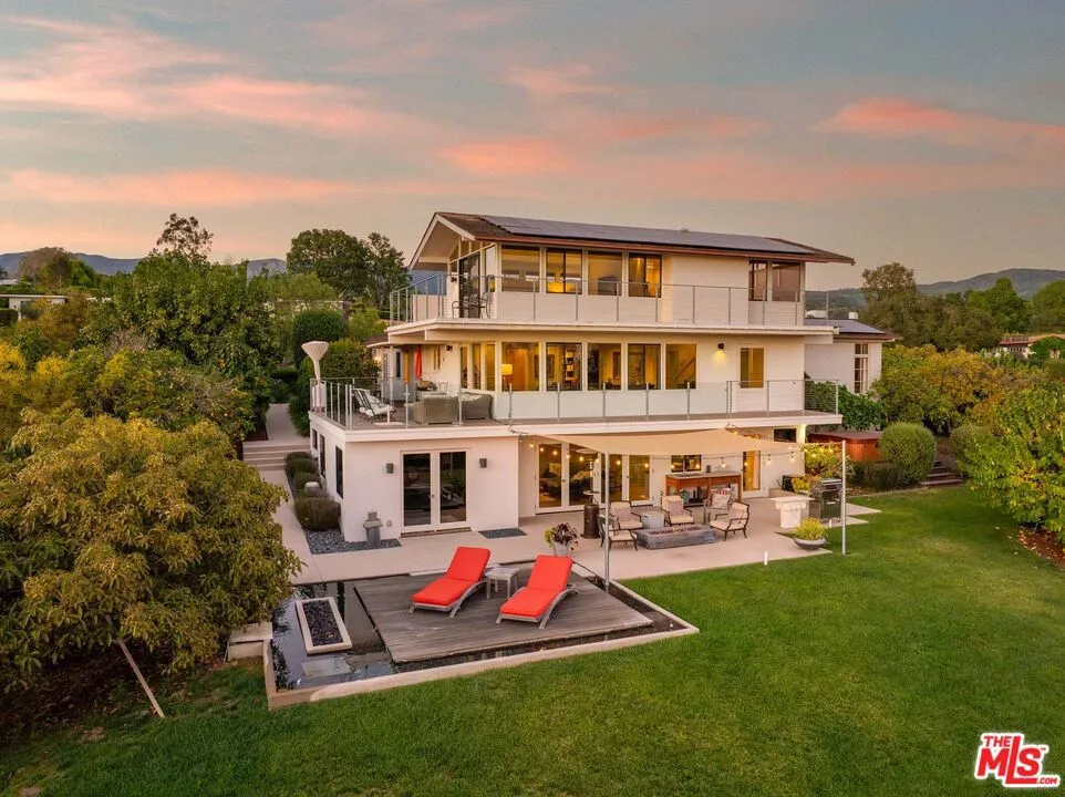 7401 Shepard Mesa Road Carpinteria, CA 93013