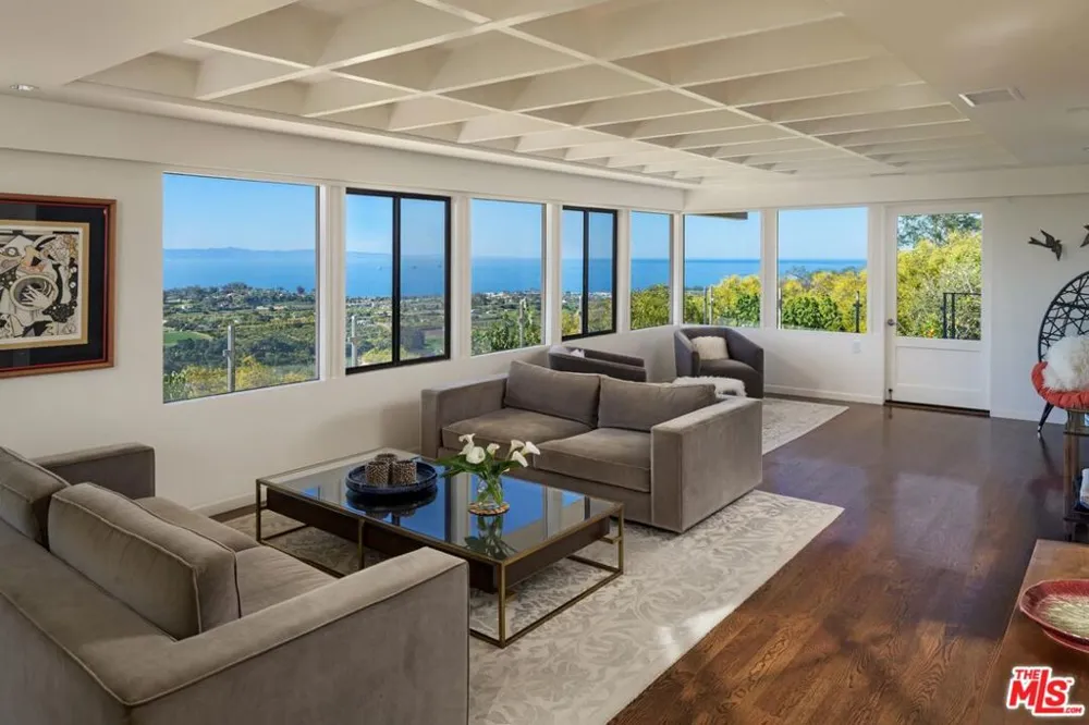 7401 Shepard Mesa Road Carpinteria, CA 93013