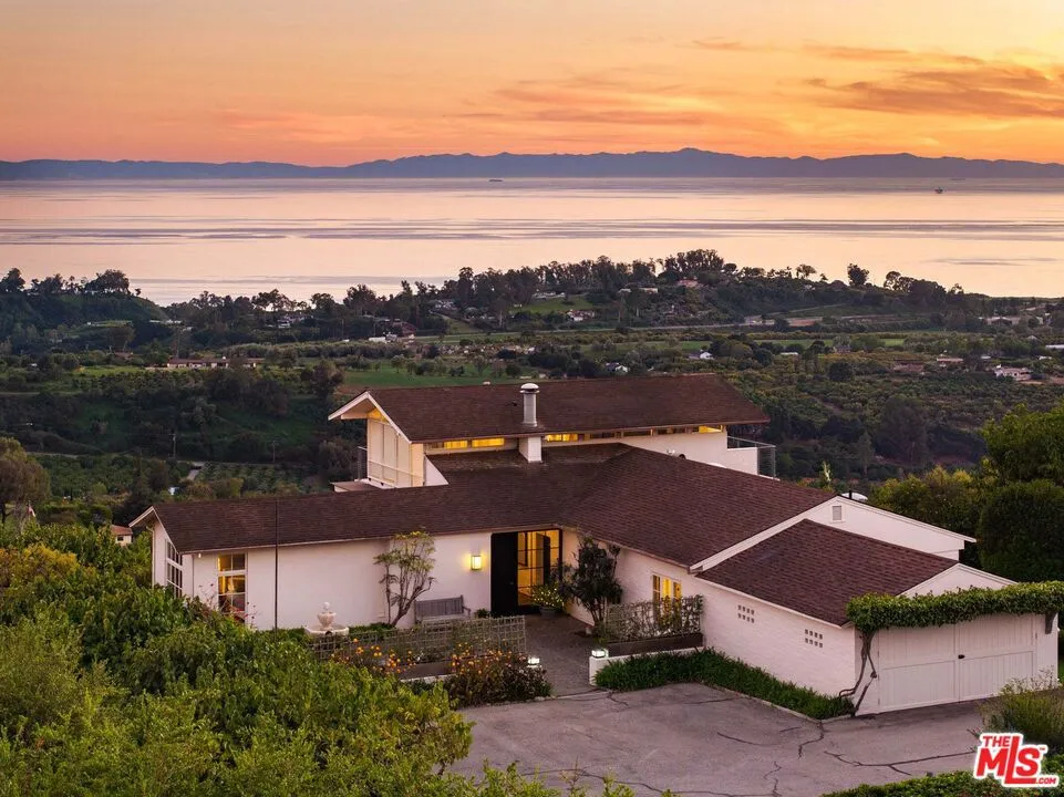7401 Shepard Mesa Road Carpinteria, CA 93013