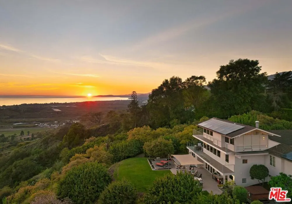 7401 Shepard Mesa Road Carpinteria, CA 93013