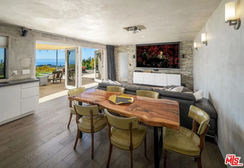 7401 Shepard Mesa Road Carpinteria, CA 93013