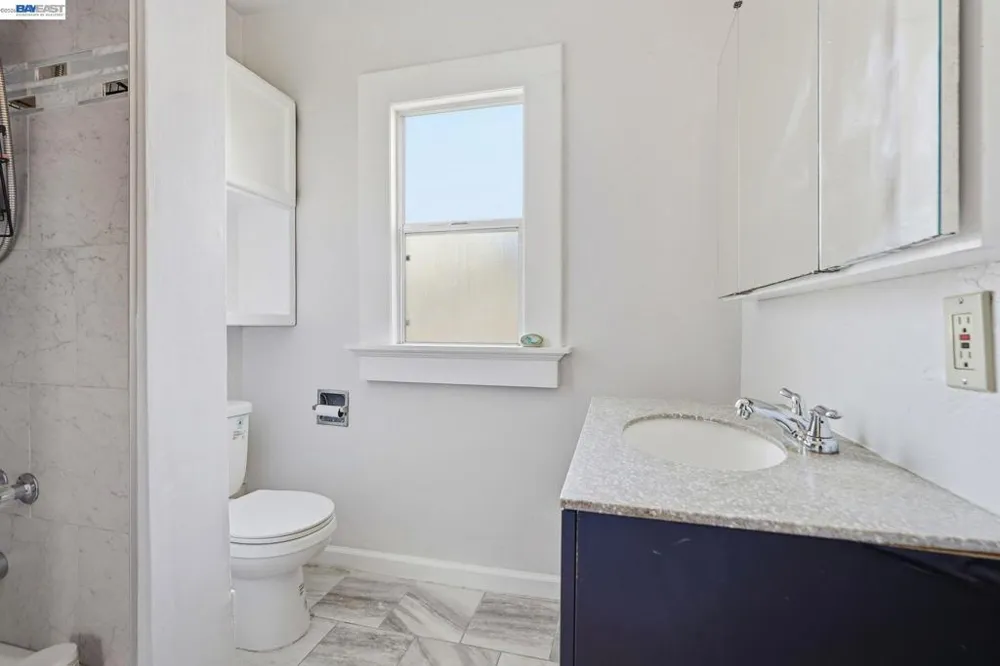 560 41St St Richmond, CA 94805