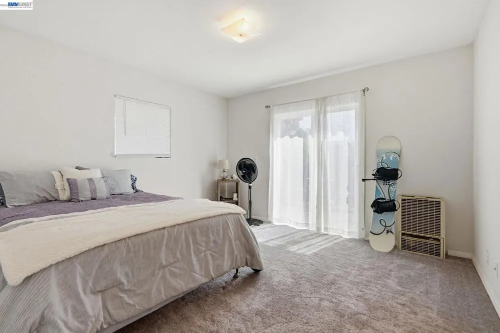 560 41St St Richmond, CA 94805